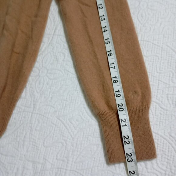 Naadam Mens XS 100% Cashmere Pullover Crewneck Sweatshirt City Chic Camel Brown - Picture 10 of 10